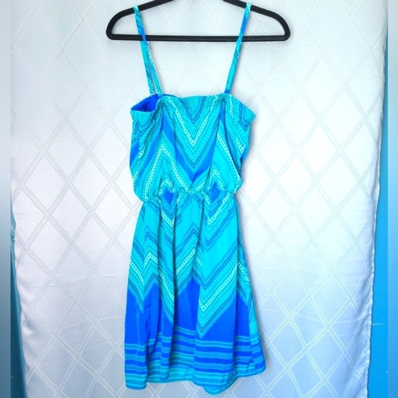 EXPRESS spaghetti strap faux wrap dress - Picture 4 of 6